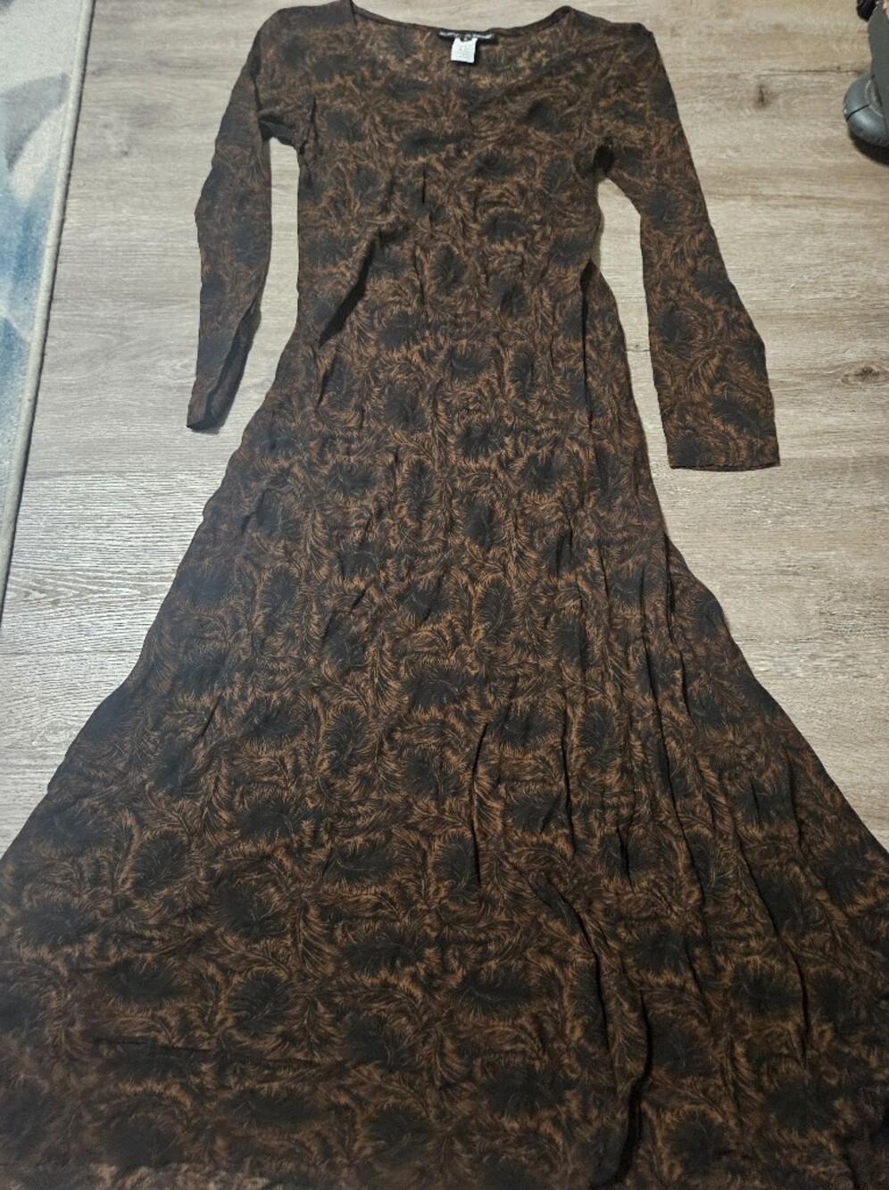 Betsey Johnson Brown & Black Printed Sheer Long-Sleeve Maxi Dress